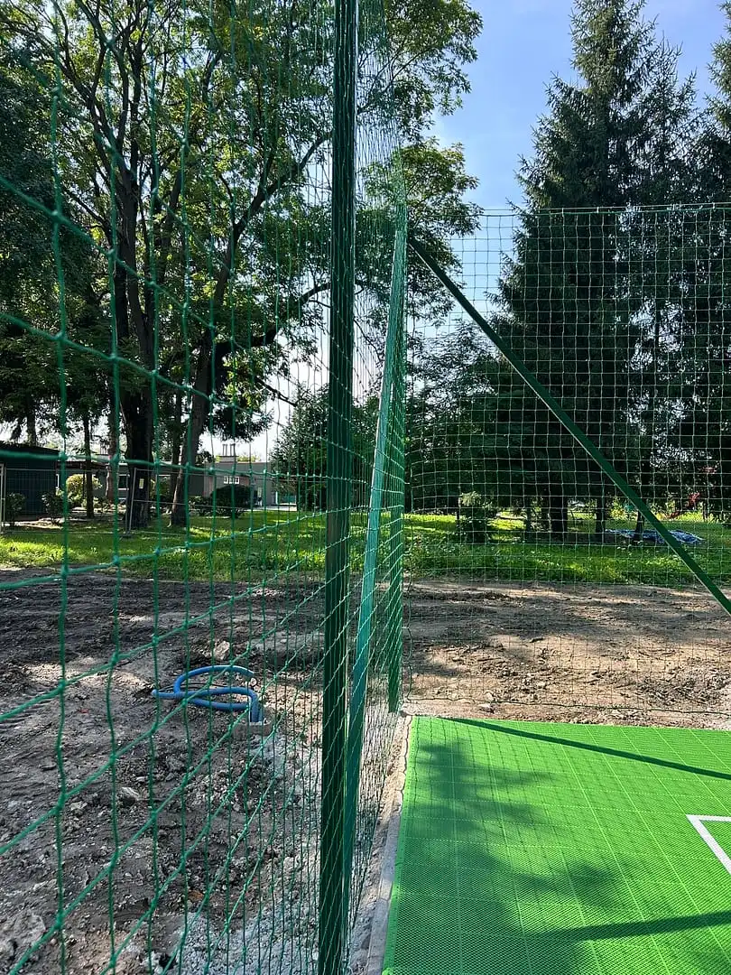 Boisko wielofunkcyjne Ostrów k. Przemyśla 3