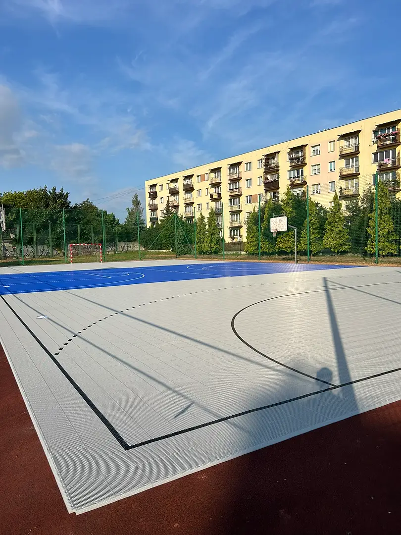 Boisko wielofunkcyjne Sp nr.7- Kielce 5